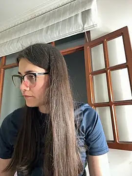 aurora divine online show from November 3, 11:41 pm