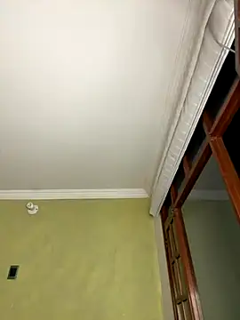 aurora divine online show from November 12, 10:57 pm