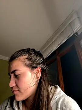 aurora divine online show from November 14, 10:57 pm