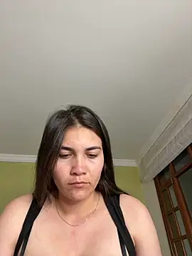 aurora divine online show from November 5, 10:57 pm