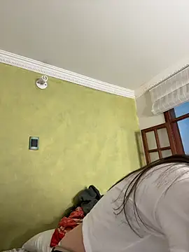 aurora divine online show from September 17, 10:45 pm