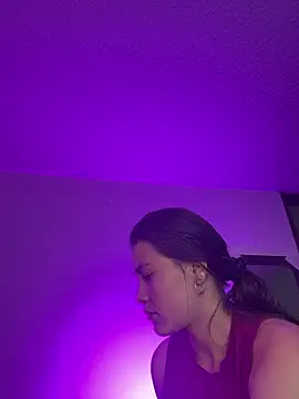 aurora divine online show from March 13, 10:04 pm