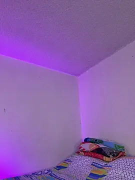 aurora divine online show from May 3, 8:56 pm