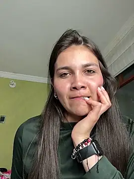 aurora divine online show from September 20, 11:54 pm