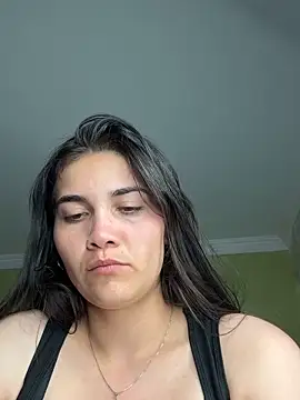 aurora divine online show from November 20, 10:42 pm