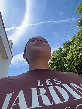 Snapshot of vivicolibri chatting on October 26, 5:24 pm vivicolibri online show from October 26, 5:24 pm