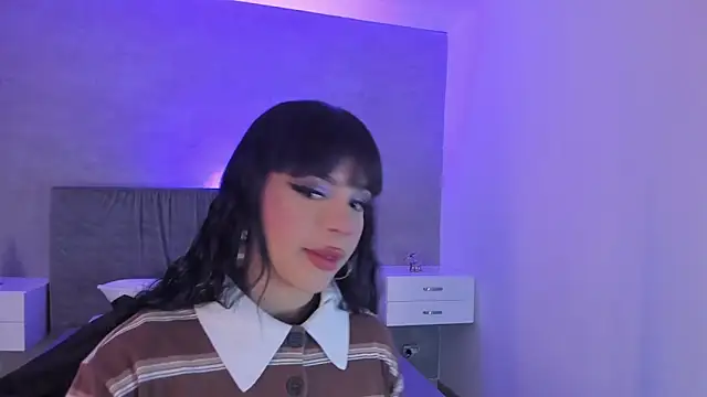 Snapshot of maddy_walker chatting on September 30, 9:43 pm maddy walker online show from September 30, 9:43 pm