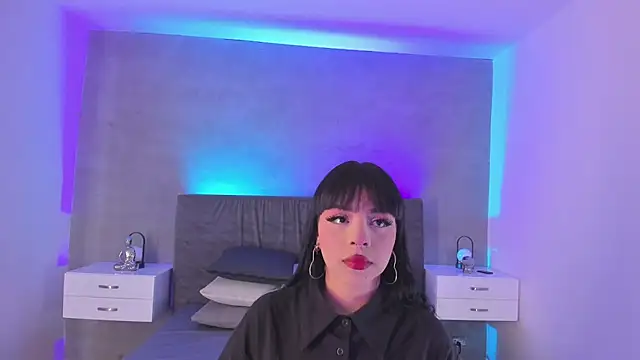 Snapshot of maddy_walker chatting on October 7, 8:32 pm maddy walker online show from October 7, 8:32 pm