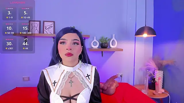 maddy walker online show from November 24, 12:05 pm