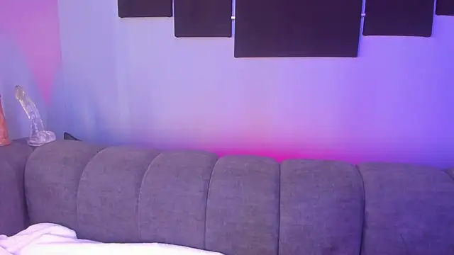 Snapshot of maddy_walker chatting on January 24, 2:39 am maddy walker online show from January 24, 2:39 am