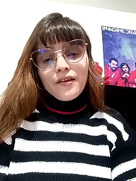 Snapshot of Lucyy-hess chatting on January 5, 12:42 am Lucyy-hess online show from January 5, 12:42 am