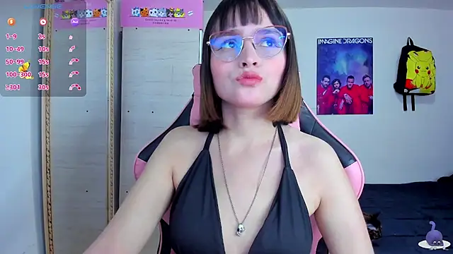 Snapshot of Lucyy-hess chatting on September 18, 6:22 pm Lucyy-hess online show from September 18, 6:22 pm