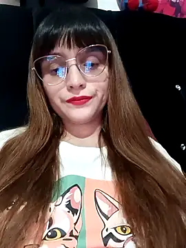 Snapshot of Lucyy-hess chatting on January 11, 1:48 am Lucyy-hess online show from January 11, 1:48 am