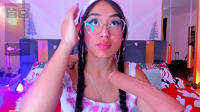 MadyJackson online show from December 2, 11:45 am