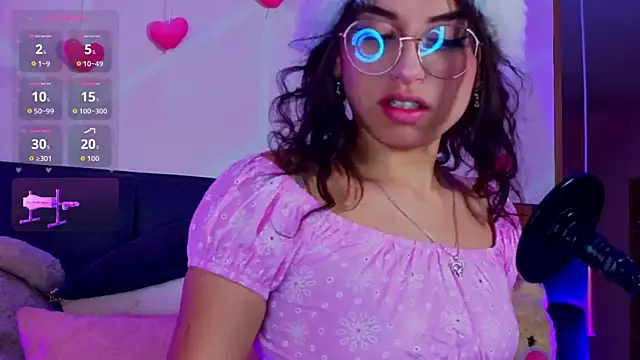 MadyJackson online show from April 8, 11:44 am