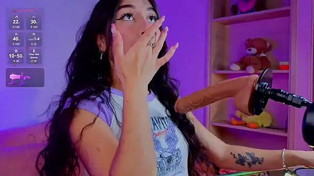 MadyJackson online show from April 21, 11:50 am