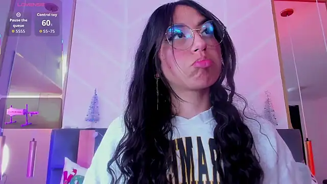 MadyJackson online show from December 15, 11:49 am