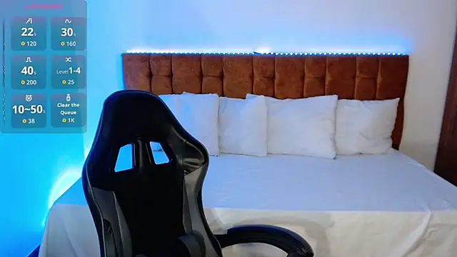 alexiaaross online show from October 25, 7:14 pm