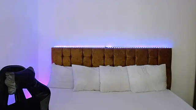 alexiaaross online show from September 14, 6:08 pm