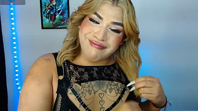 Snapshot of alexiaaross chatting on July 12, 7:09 am alexiaaross online show from July 12, 7:09 am