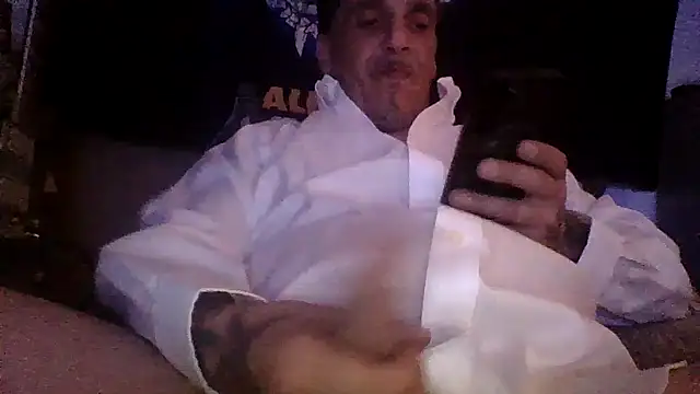 Snapshot of CandiedPompano chatting on June 5, 4:17 am CandiedPompano online show from June 5, 4:17 am