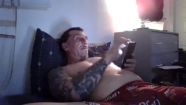 Snapshot of CandiedPompano chatting on June 17, 7:57 pm CandiedPompano online show from June 17, 7:57 pm