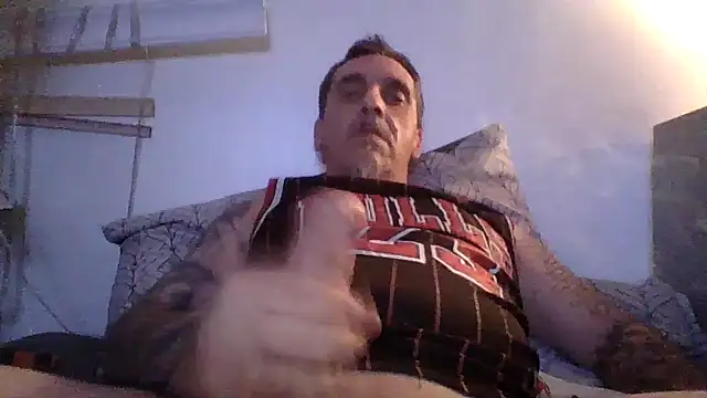 Snapshot of CandiedPompano chatting on June 17, 4:01 am CandiedPompano online show from June 17, 4:01 am