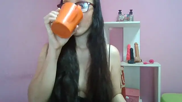 LolaBoobs online show from May 23, 8:02 am