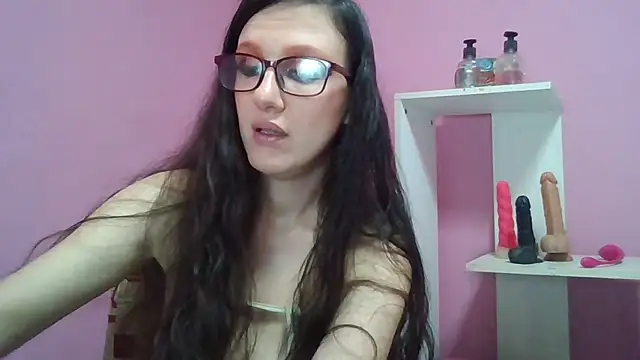 LolaBoobs online show from April 2, 8:10 am