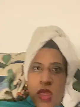 Snapshot of zahrivk1 chatting on March 21, 7:55 am zahrivk1 online show from March 21, 7:55 am