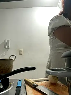 Snapshot of zahrivk1 chatting on October 31, 8:44 am zahrivk1 online show from October 31, 8:44 am