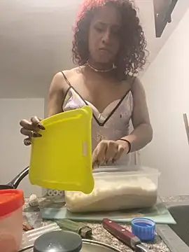 Snapshot of zahrivk1 chatting on March 2, 5:01 am zahrivk1 online show from March 2, 5:01 am