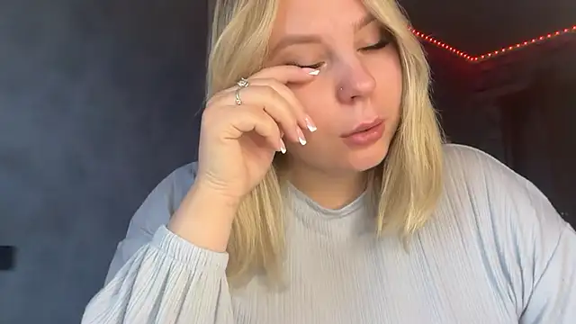 Thalia  Star online show from November 29, 9:09 am