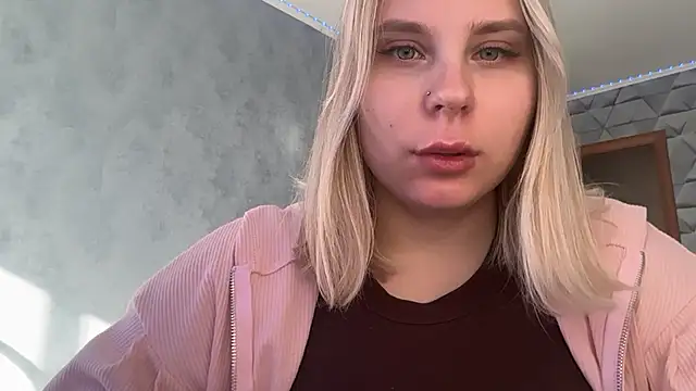 Thalia  Star online show from October 15, 10:45 am