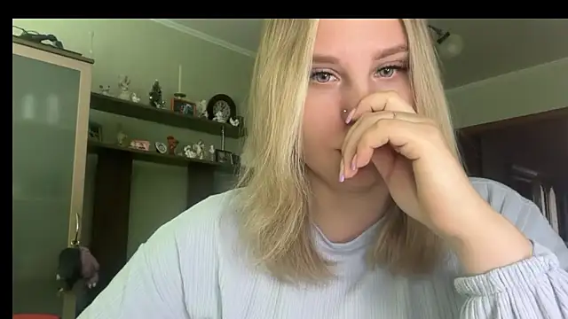 Thalia  Star online show from April 4, 10:00 am