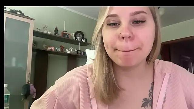 Thalia  Star online show from March 28, 11:00 am