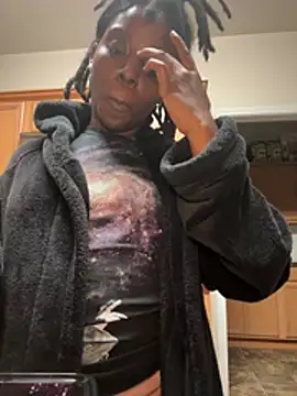 choclatepeaach online show from April 3, 3:46 am