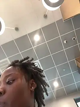 choclatepeaach online show from March 2, 8:27 pm