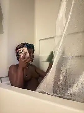 choclatepeaach online show from March 18, 1:24 pm