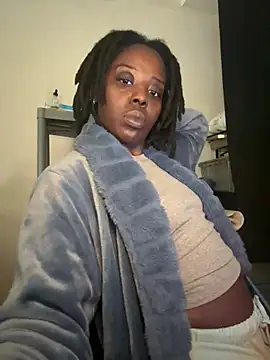 choclatepeaach online show from March 30, 1:45 pm