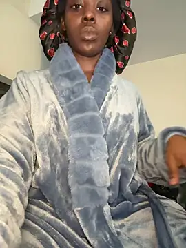 Snapshot of choclatepeaach chatting on January 10, 3:18 pm choclatepeaach online show from January 10, 3:18 pm