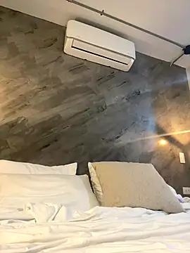 Snapshot of choclatepeaach chatting on November 30, 1:17 am choclatepeaach online show from November 30, 1:17 am