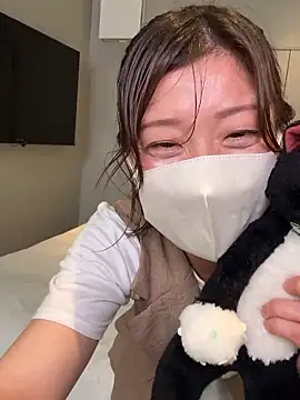 Snapshot of Risa_06 chatting on June 18, 11:15 am Risa 06 online show from June 18, 11:15 am