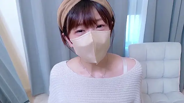 Snapshot of Risa_06 chatting on February 19, 6:10 am Risa 06 online show from February 19, 6:10 am