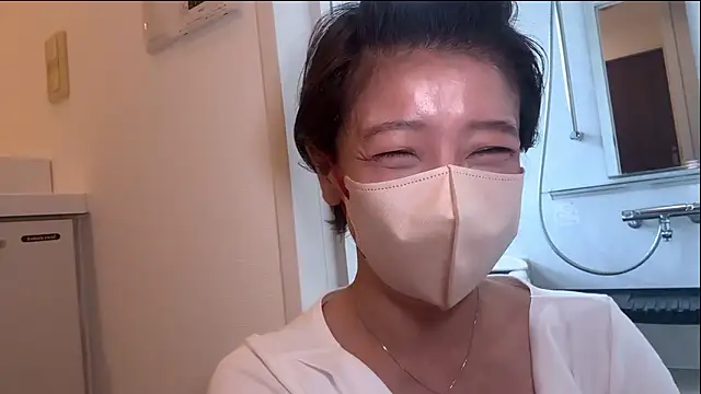 Risa 06 online show from October 12, 6:04 am