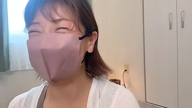 Snapshot of Risa_06 chatting on July 5, 3:22 am Risa 06 online show from July 5, 3:22 am