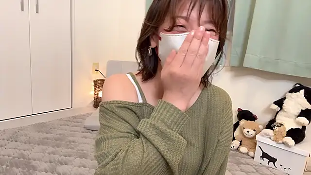 Snapshot of Risa_06 chatting on July 17, 12:24 pm Risa 06 online show from July 17, 12:24 pm
