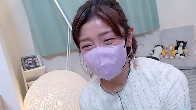 Snapshot of Risa_06 chatting on May 19, 12:34 pm Risa 06 online show from May 19, 12:34 pm