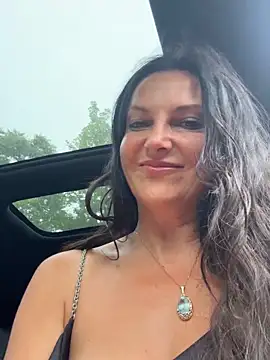 Snapshot of -OLYA- chatting on June 8, 6:08 pm -OLYA- online show from June 8, 6:08 pm