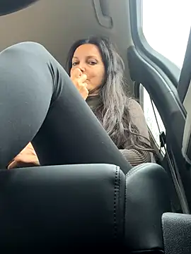 -OLYA- online show from November 9, 10:41 am